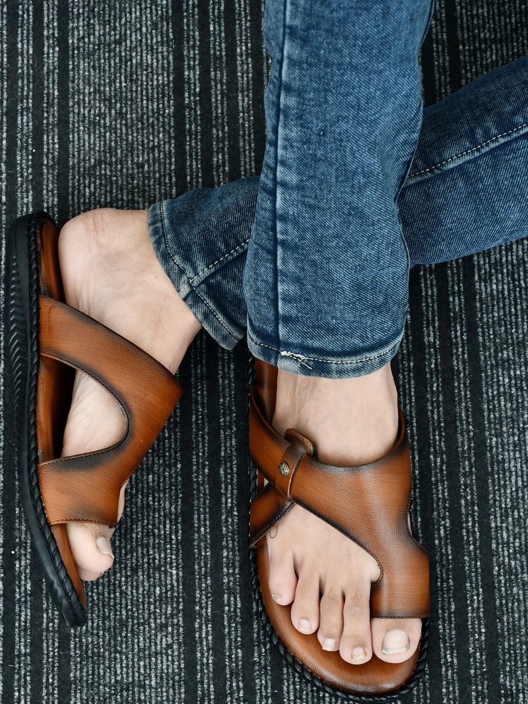 ZIRSQ Men Thong Flip-Flops