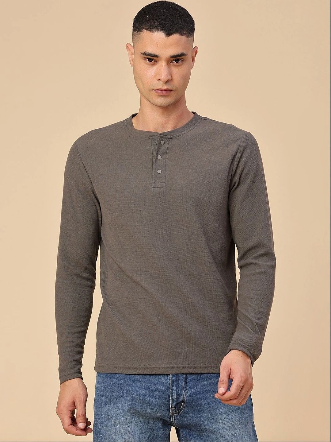 V-Mart Men Henley Neck Slim Fit T-shirt