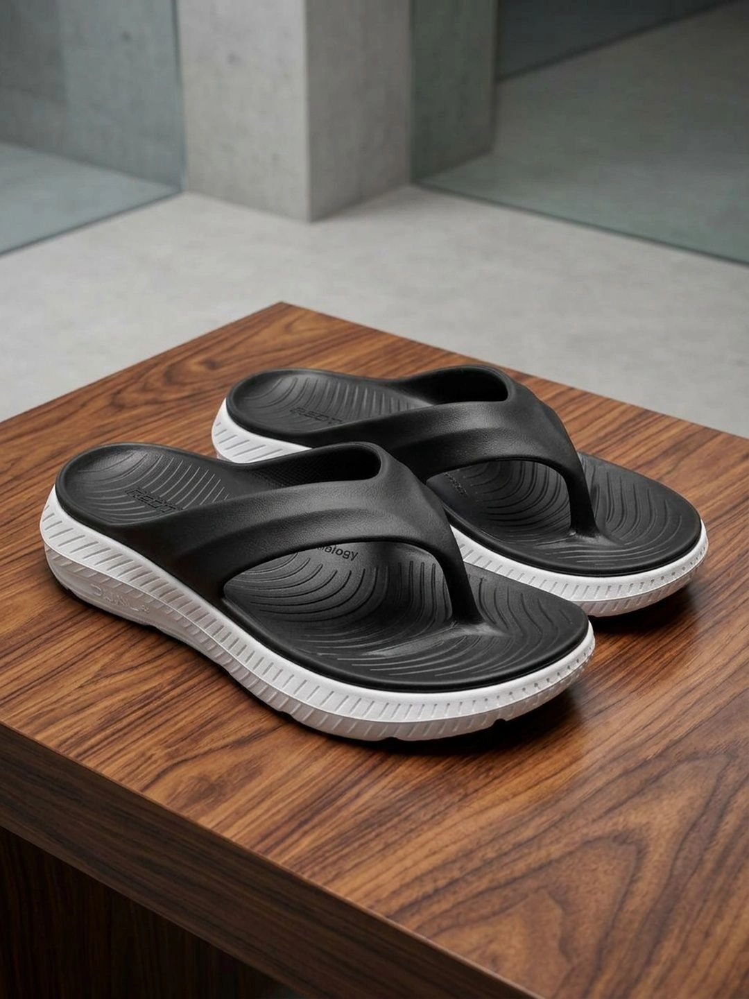 Red Tape Red Tape Men Thong Flip-Flops