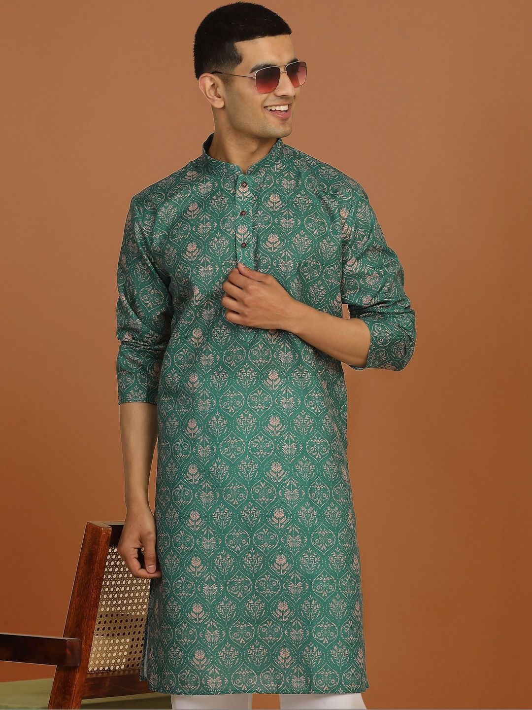 Anouk Mirage Floral Printed Green Knee Length Kurta