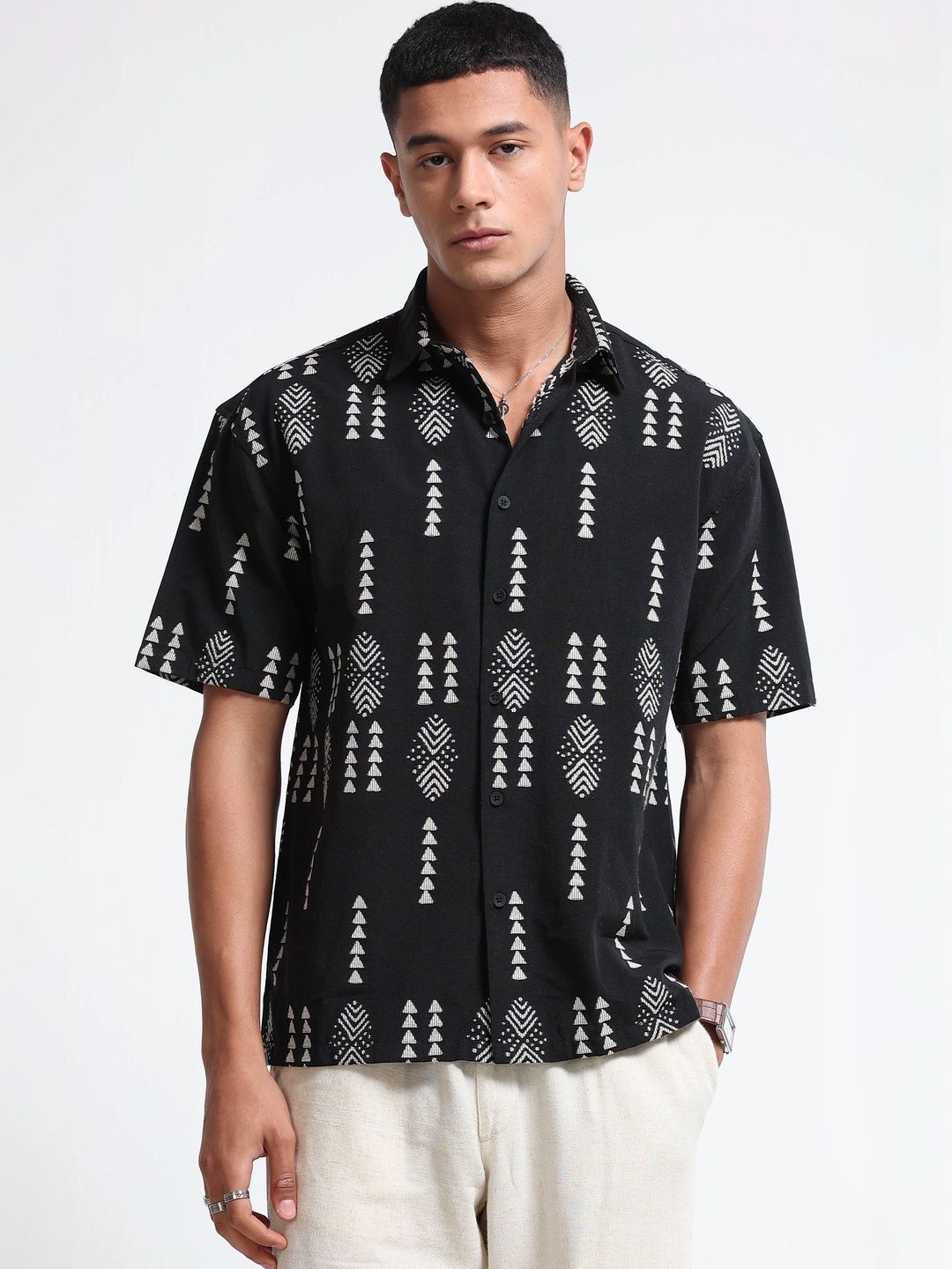 Blu MNKY Blu MNKY Men Classic Boxy Printed Casual Shirt