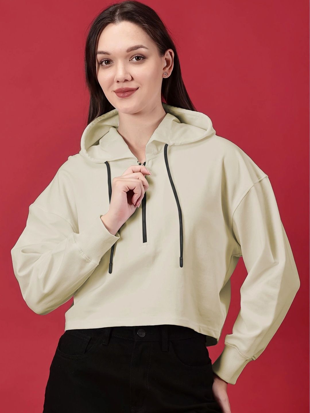NOVIA Women Hooded Sweatshirt