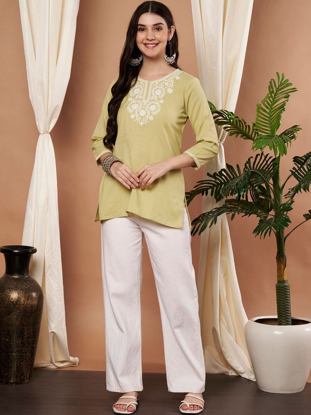 Anouk Anouk Women Ethnic Motifs Embroidered Thread Work Pure Cotton Regular Straight Kurti