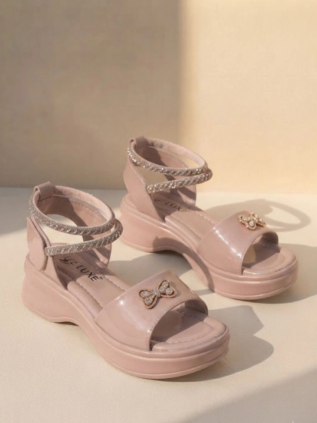 ZORILUXE ZORILUXE Girls Shoe-Style Sandals