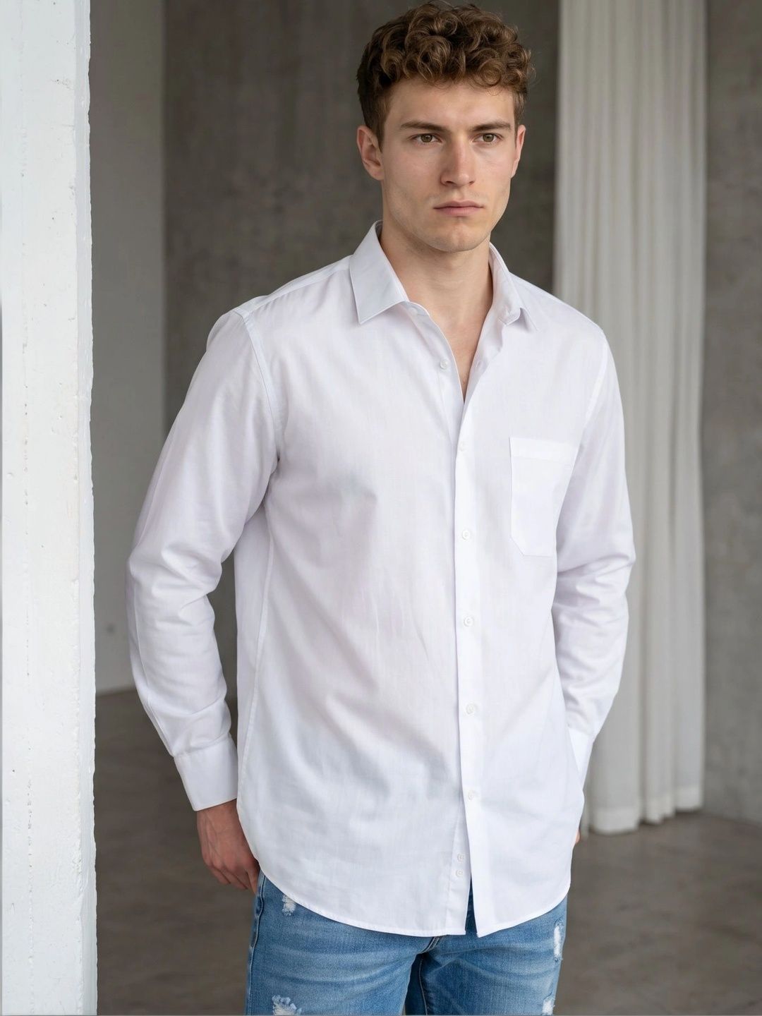 Roadster Men Classic Casual Shirt