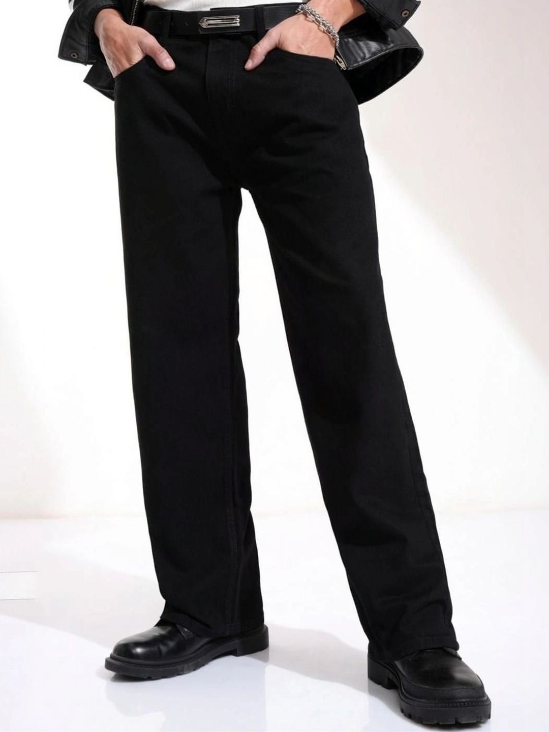 MAAHIT Men Relaxed Fit Mid-Rise Stretchable Jeans
