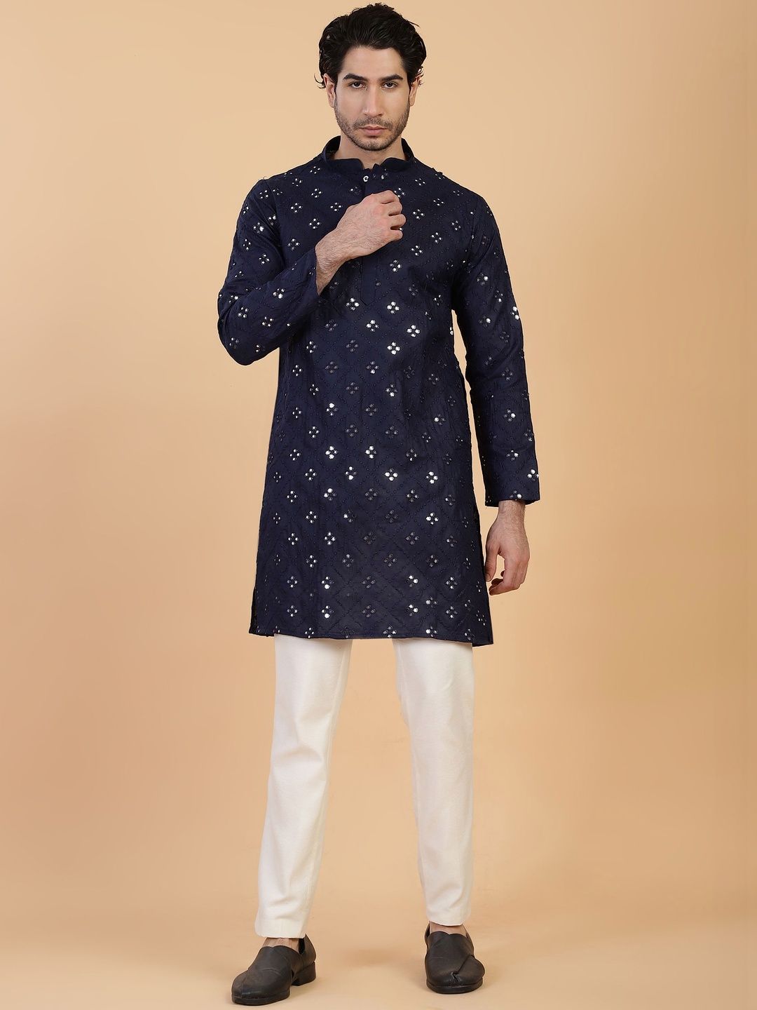 Anouk Men Embroidered Mirror Work Kurta