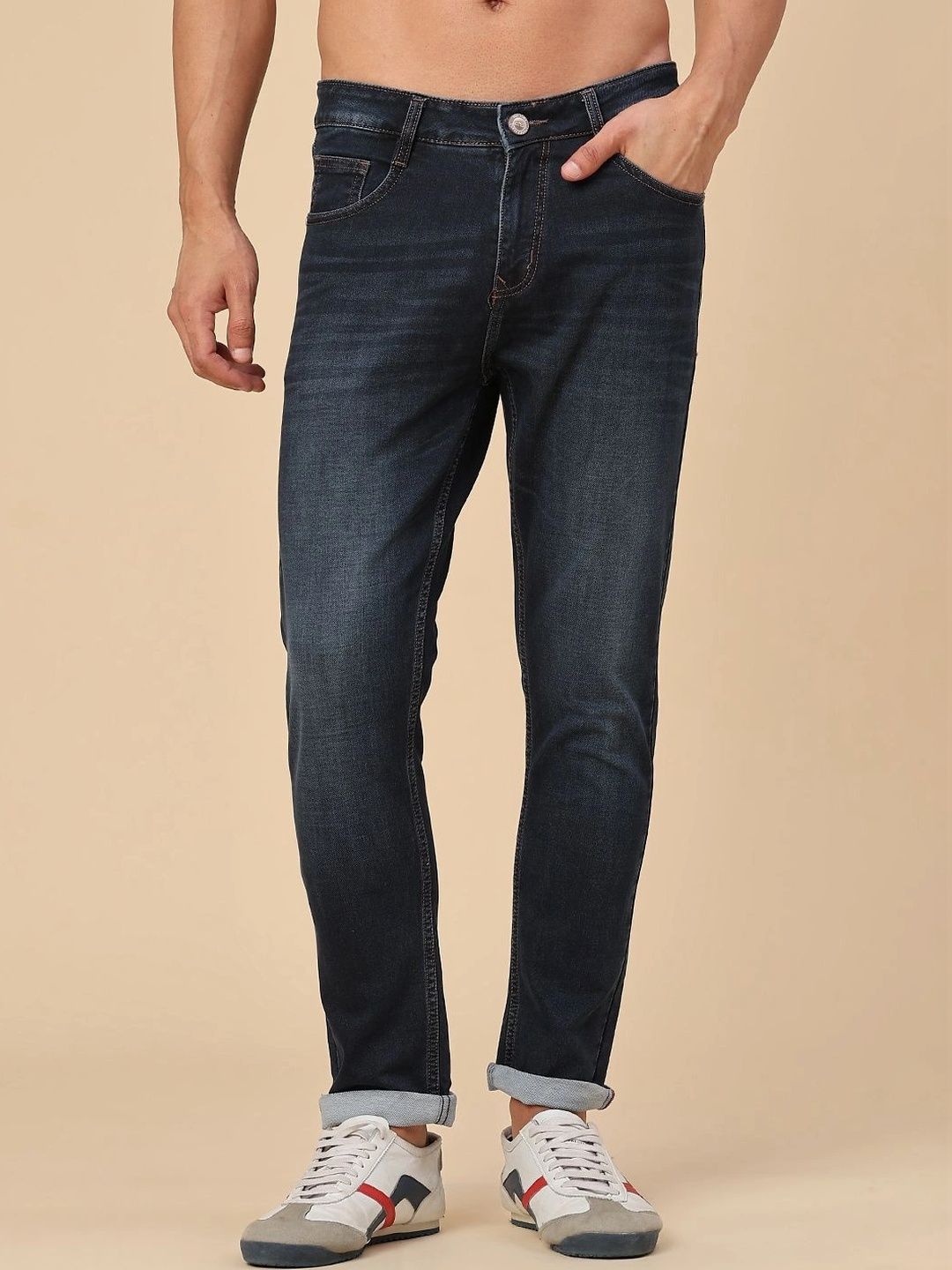 V-Mart V-Mart Men Regular Fit Mid-Rise Low Distress Jeans