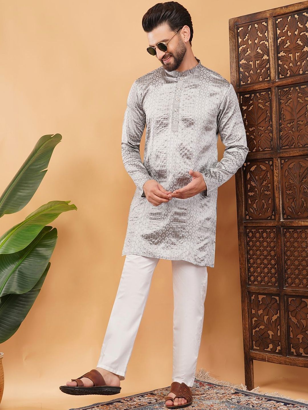 Anouk Men Ethnic Motifs Woven Design Mirror Work Kurta