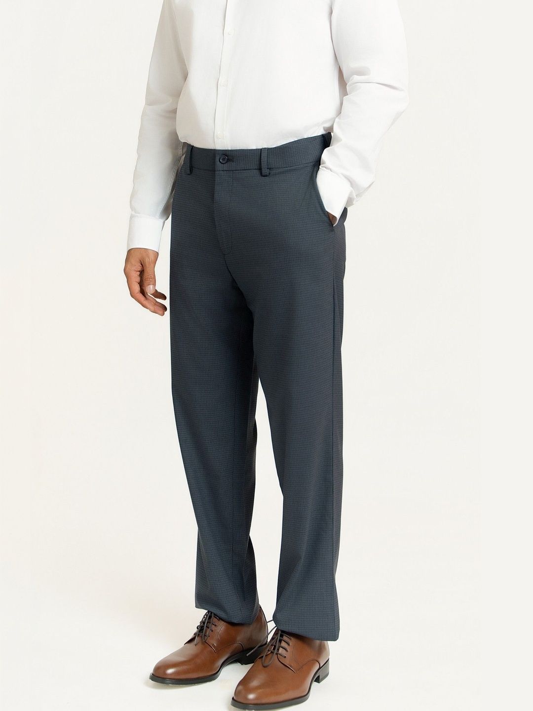 The Pant Project Men Grey Relaxed Wrinkle Free Trousers