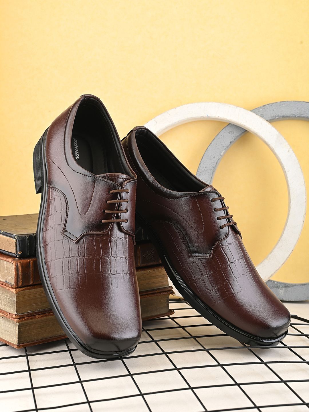 Anouk Men Round Toe Lace-Ups Derbys Formal Shoes