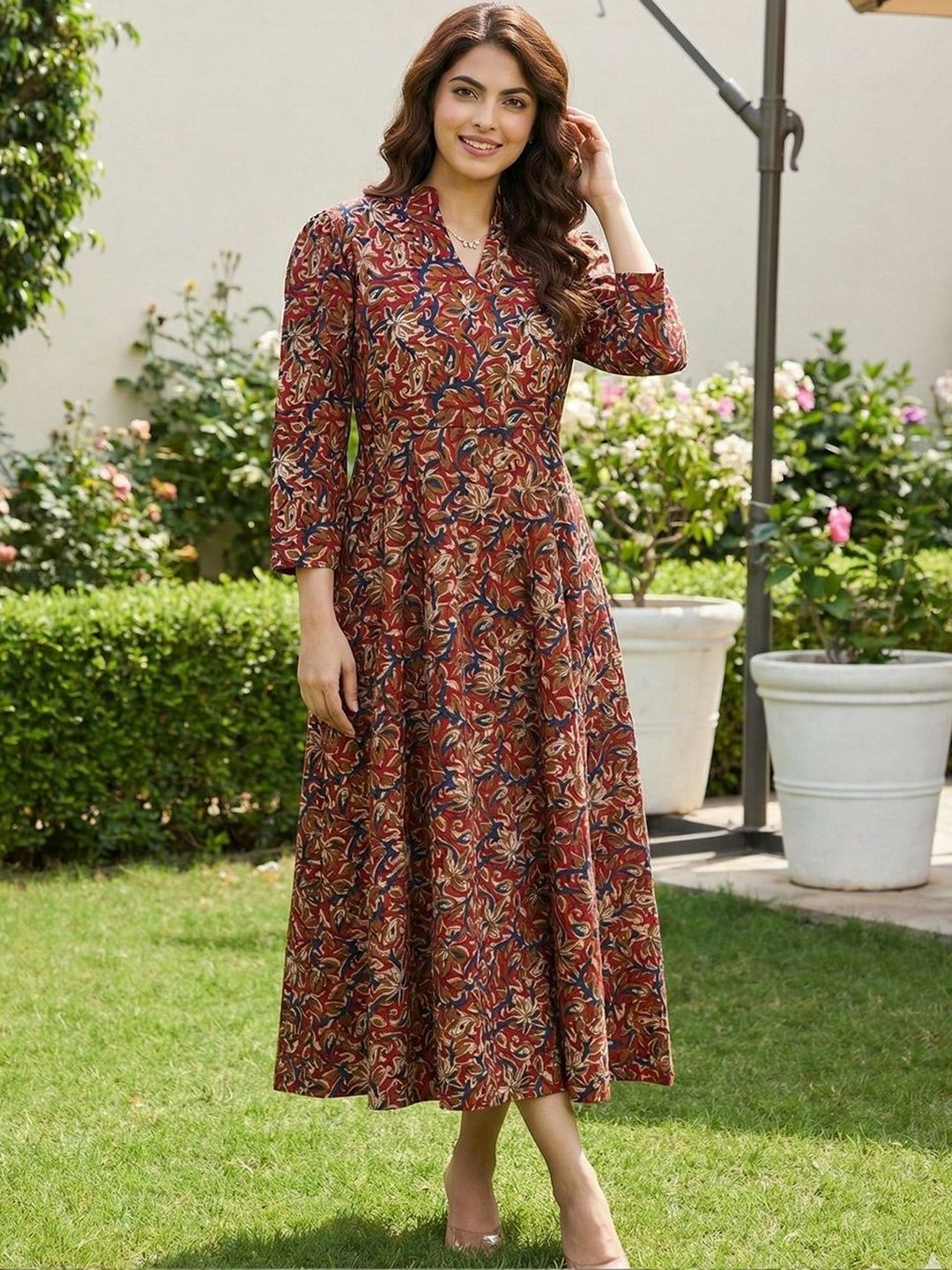 Floral Print Fit & Flare Midi Dress Anouk Floral Print Fit & Flare Midi Dress