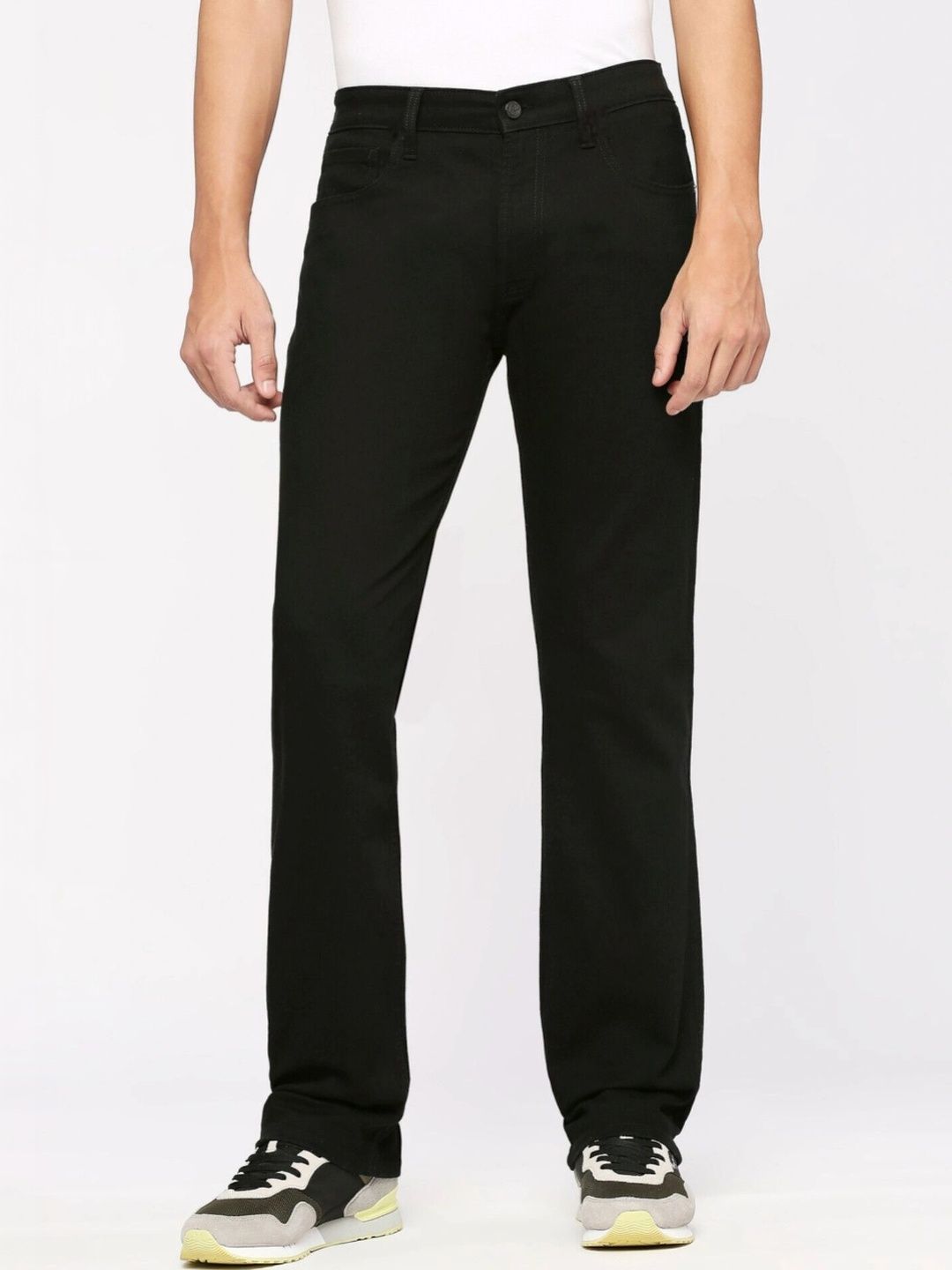 MAAHIT Men Relaxed Fit Mid-Rise Stretchable Jeans