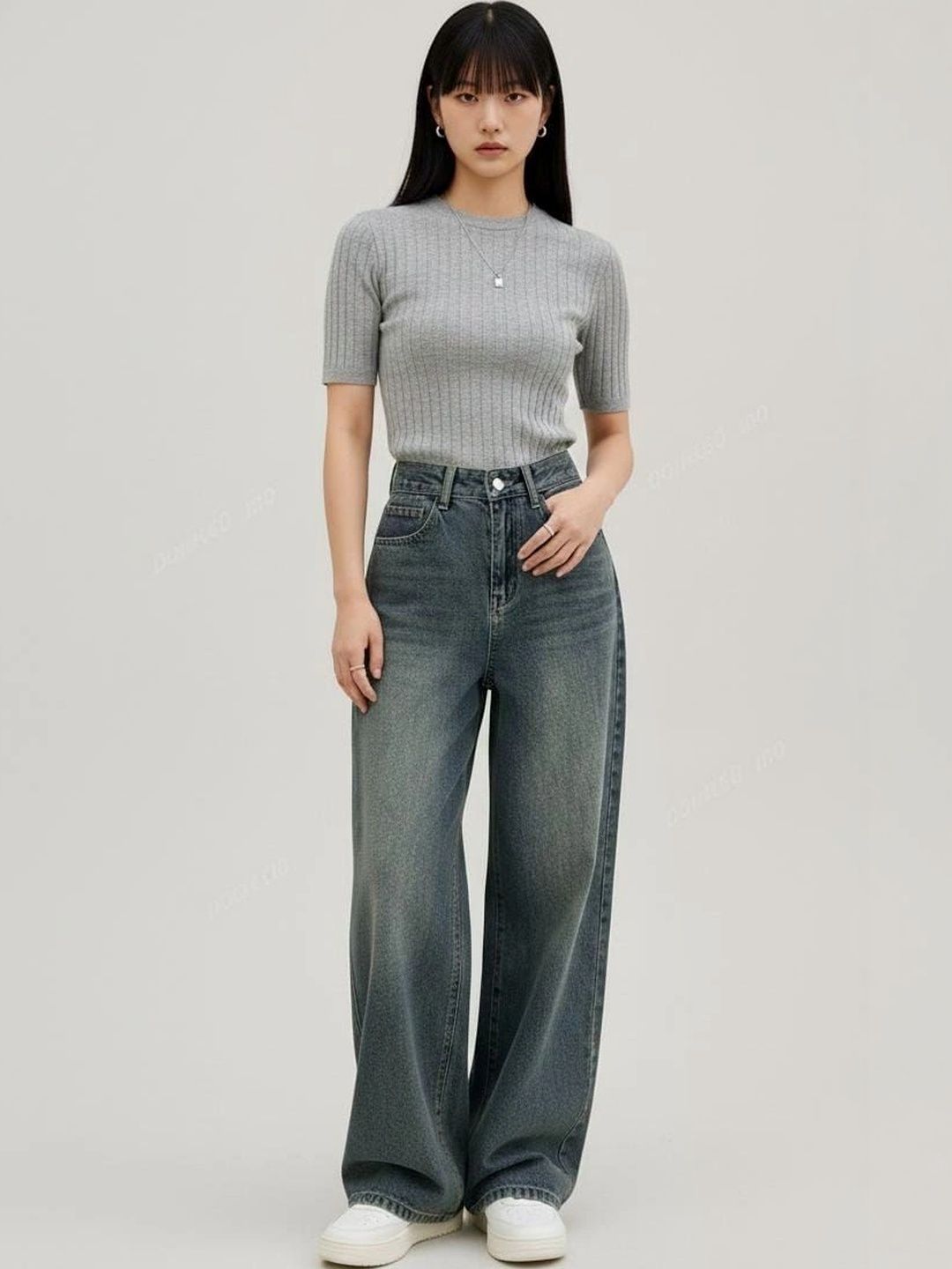 Mast & Harbour Mast & Harbour Women High-Rise Light Fade Jeans