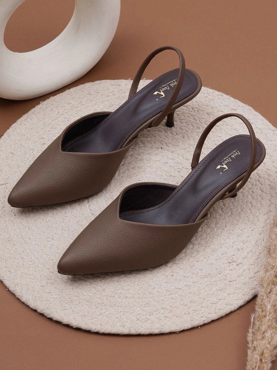 Froh Feet Textured Kitten Pumps