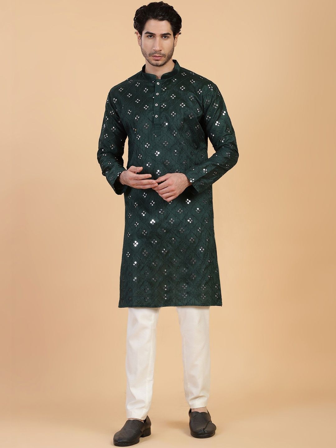 Anouk Men Embroidered Mirror Work Kurta