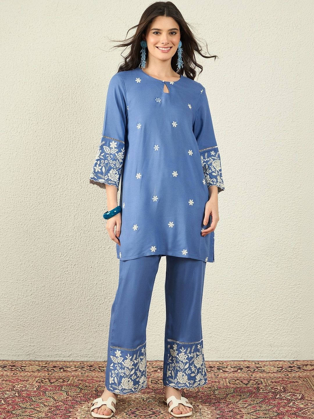 Anouk Embroidered Viscose Rayon Round Neck Co-Ords