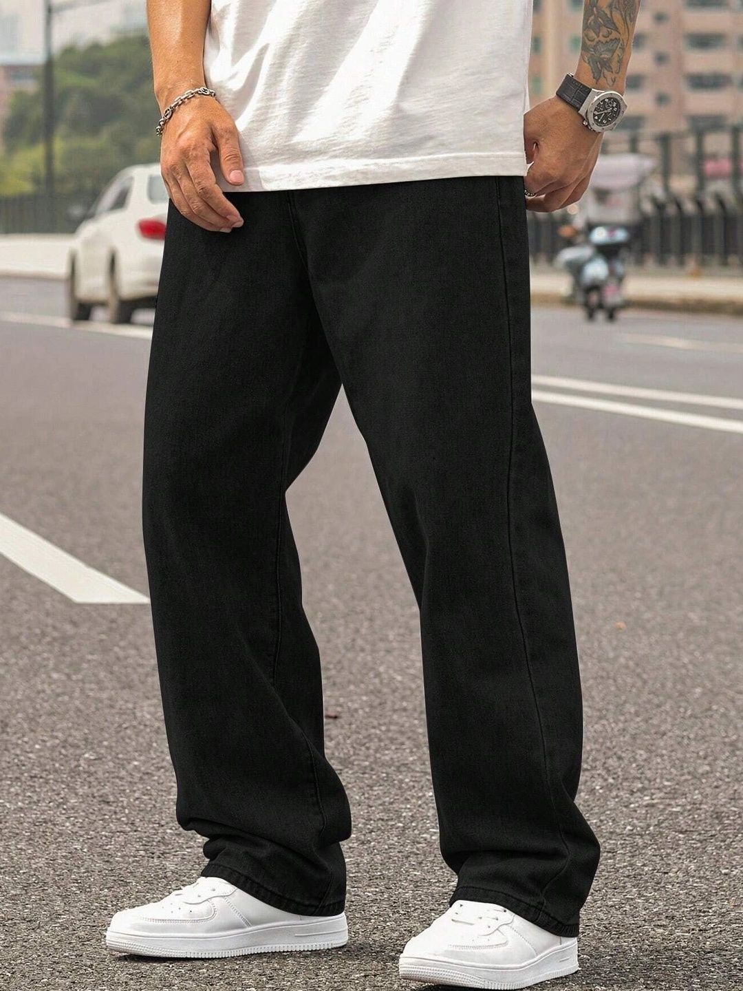 MAAHIT Men Relaxed Fit Mid-Rise Stretchable Jeans