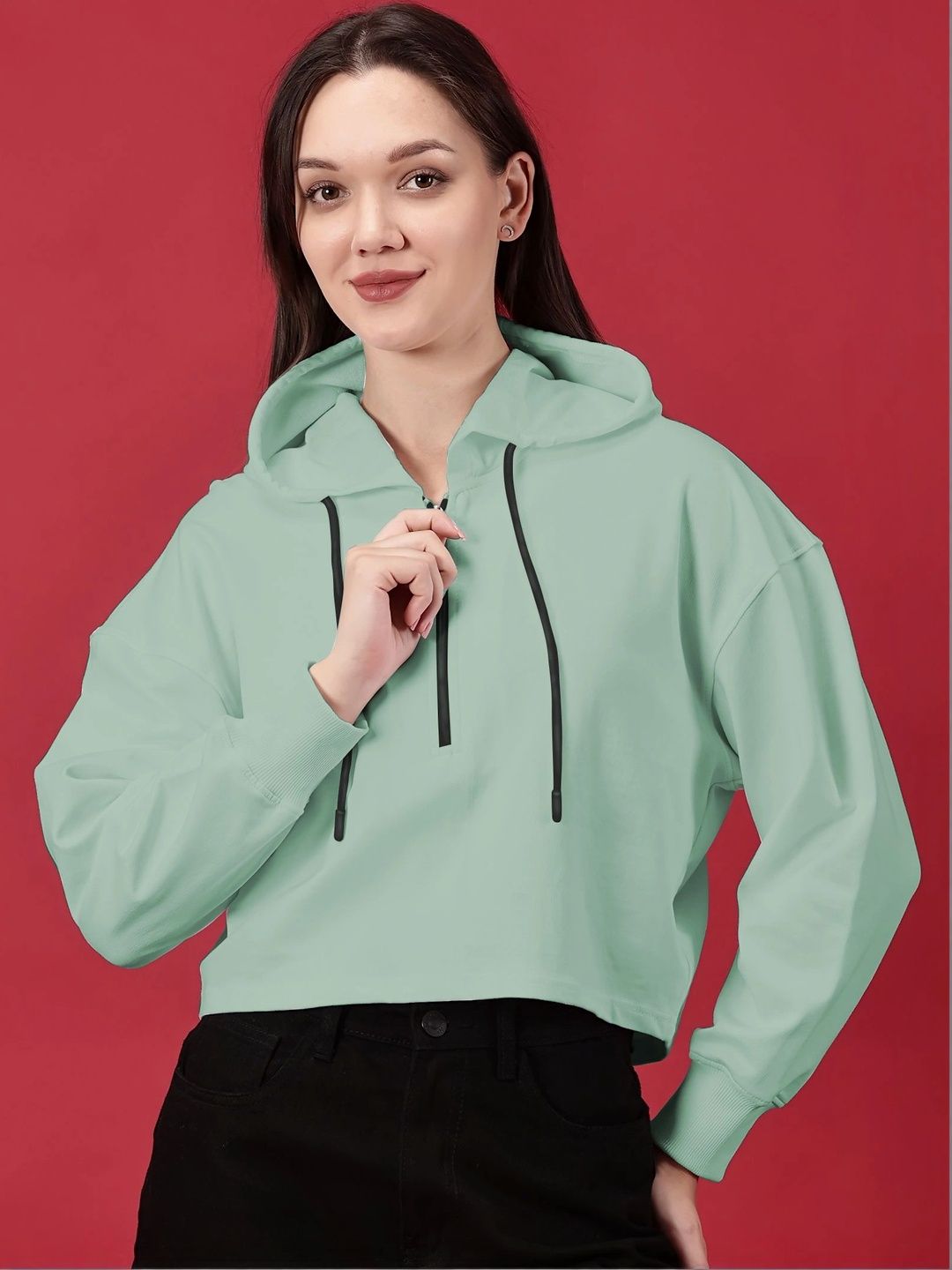 NOVIA Women Hooded Sweatshirt