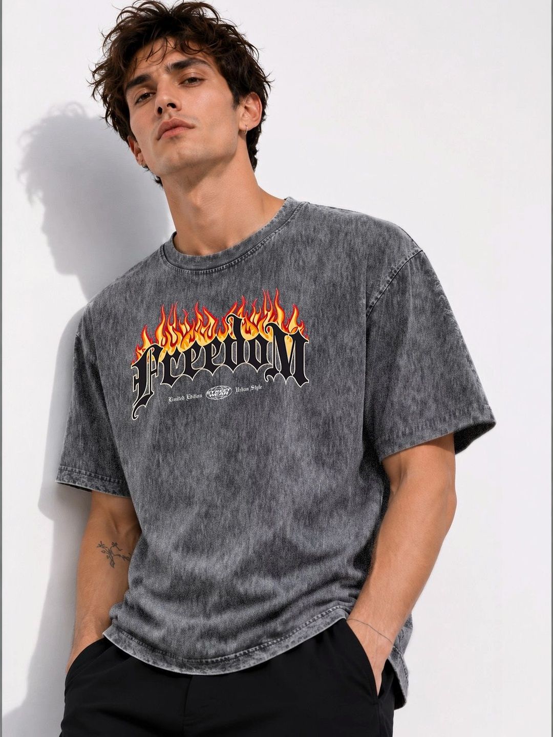 Roadster Men Printed T-shirt