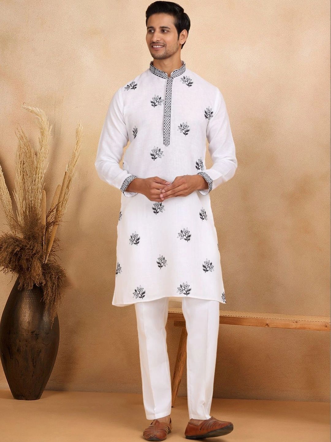KRAFT INDIA Men Ethnic Motifs Embroidered Thread Work Kurta