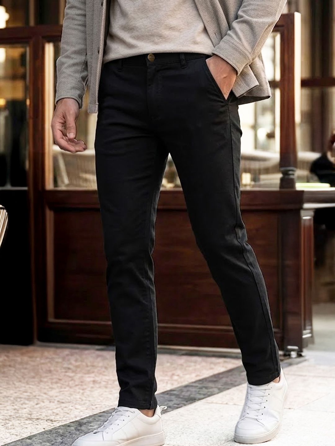 Urbano Fashion Urbano Fashion Men Black Slim Fit Mid-Rise Clean Look Stretchable Jeans