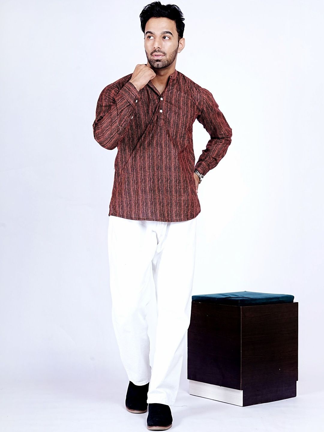 Anouk Mirage Men Thread Work Handloom Kurta