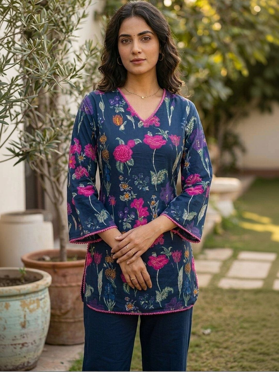 Anouk Women Floral Printed Regular Pure Cotton Kurti with Trousers