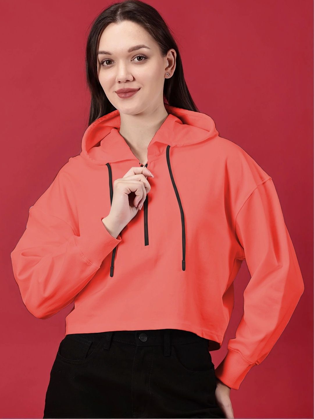 NOVIA Women Hooded Sweatshirt