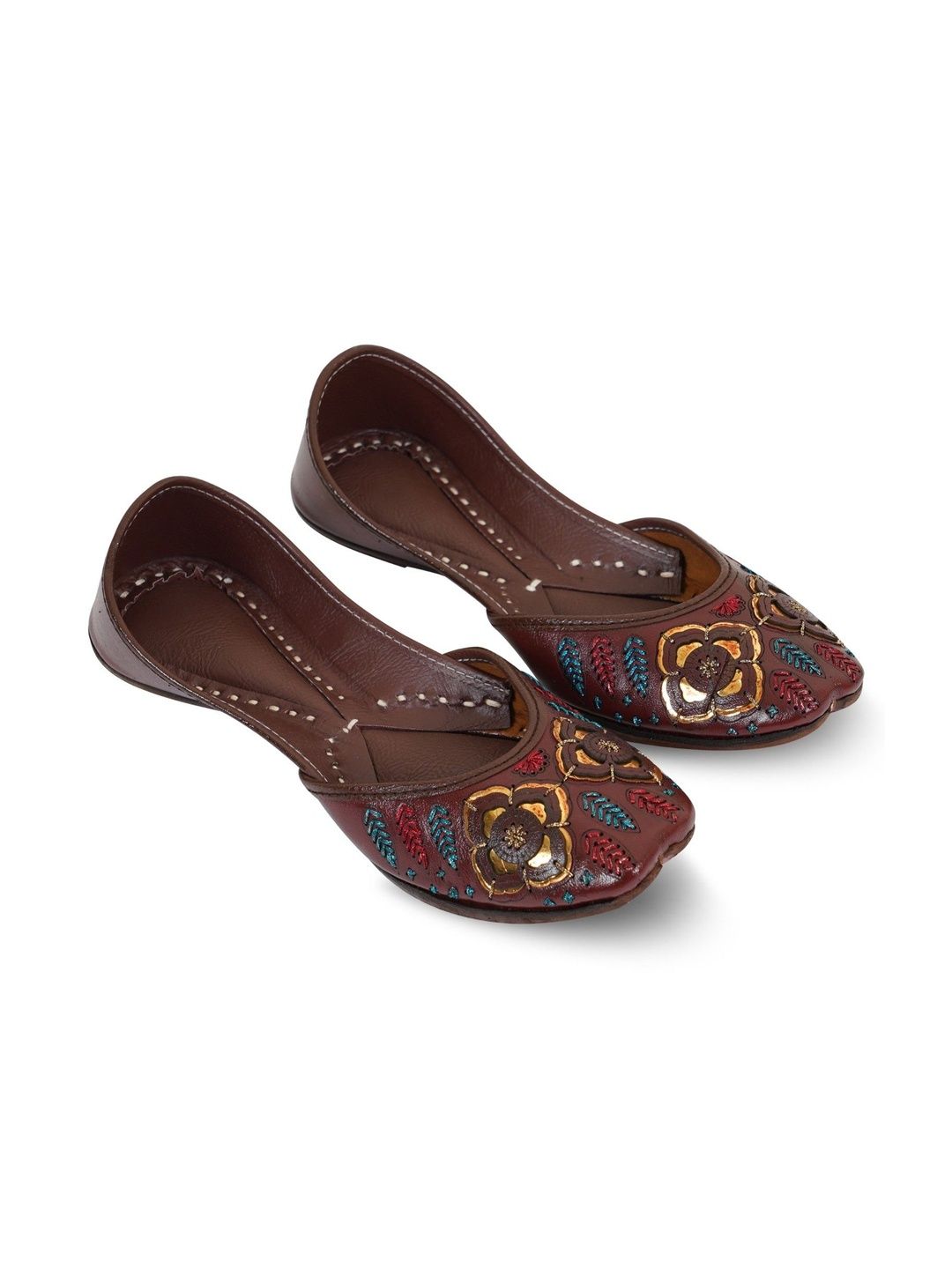 Anouk Women Embellished Mojaris