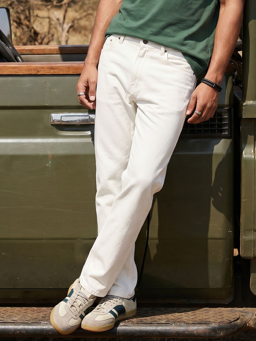The Roadster Life Co. Men Straight Fit Jeans