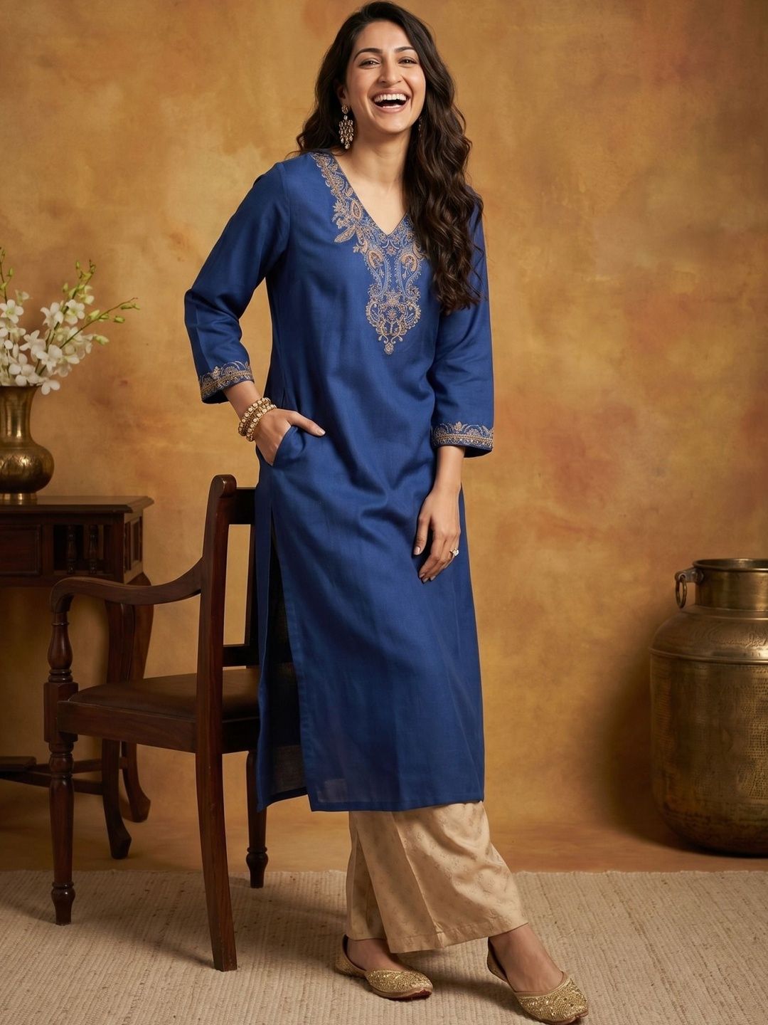 Anouk Anouk Women Embellished Thread Work Kurta