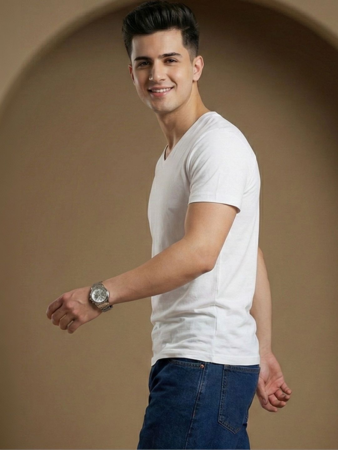 HERE&NOW Men V-Neck T-shirt