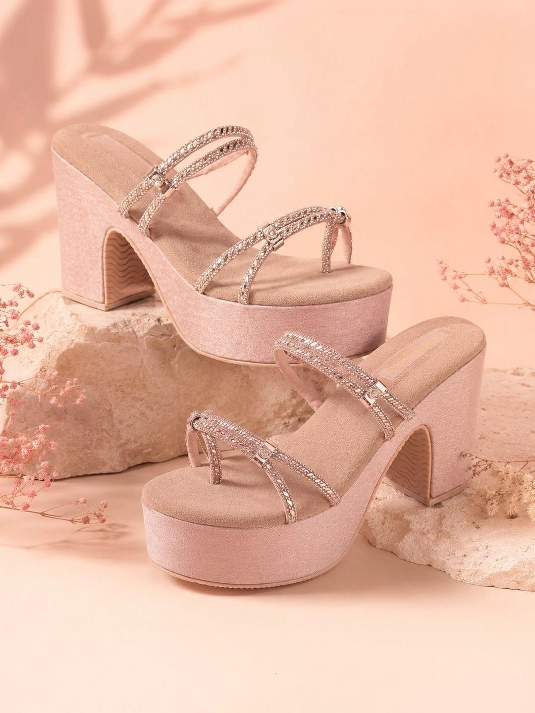 Anouk Anouk Embellished Block Mules