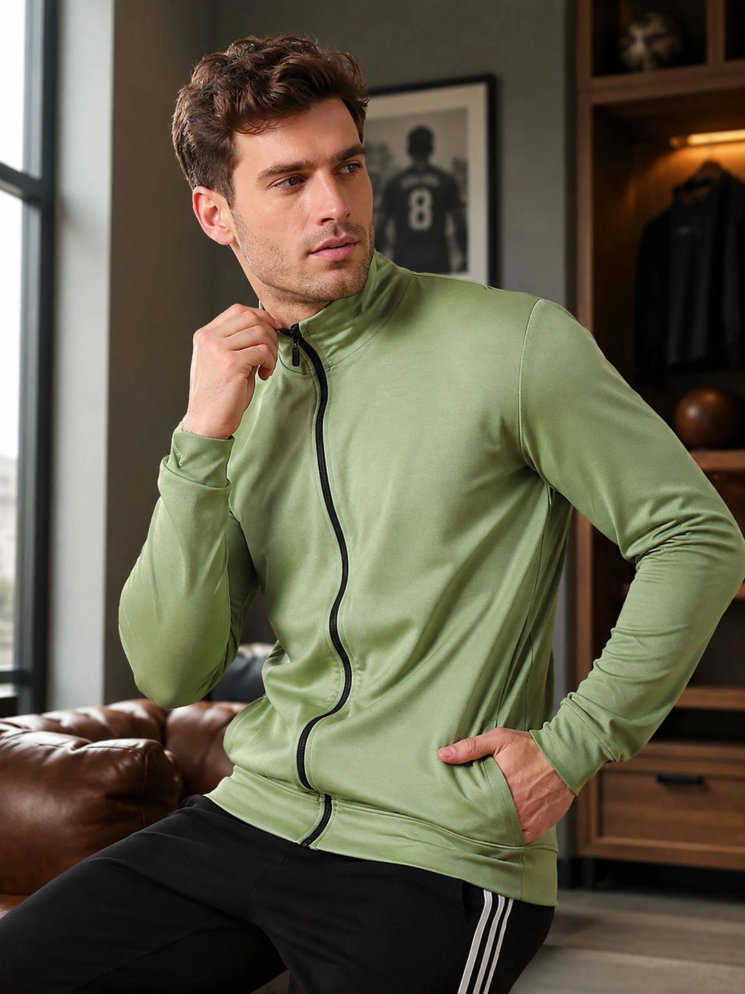 MaverIQ Men Lightweight Sporty Jacket