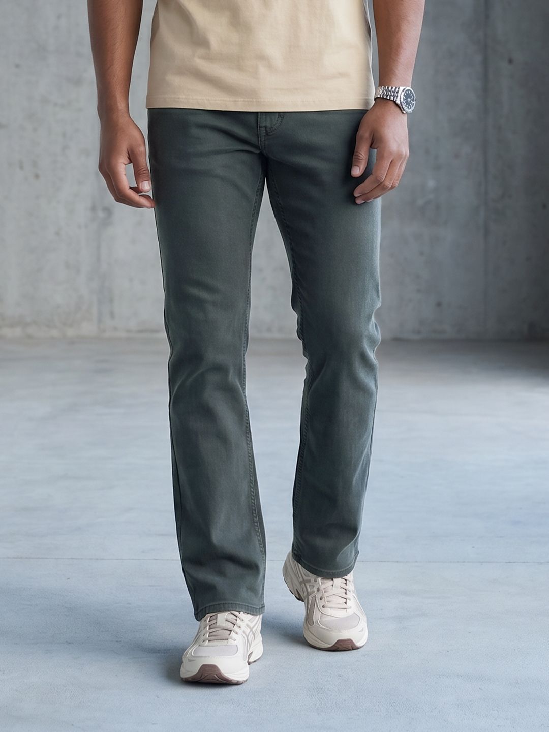The Roadster Life Co. Men Bootcut Fit Stretchable Jeans