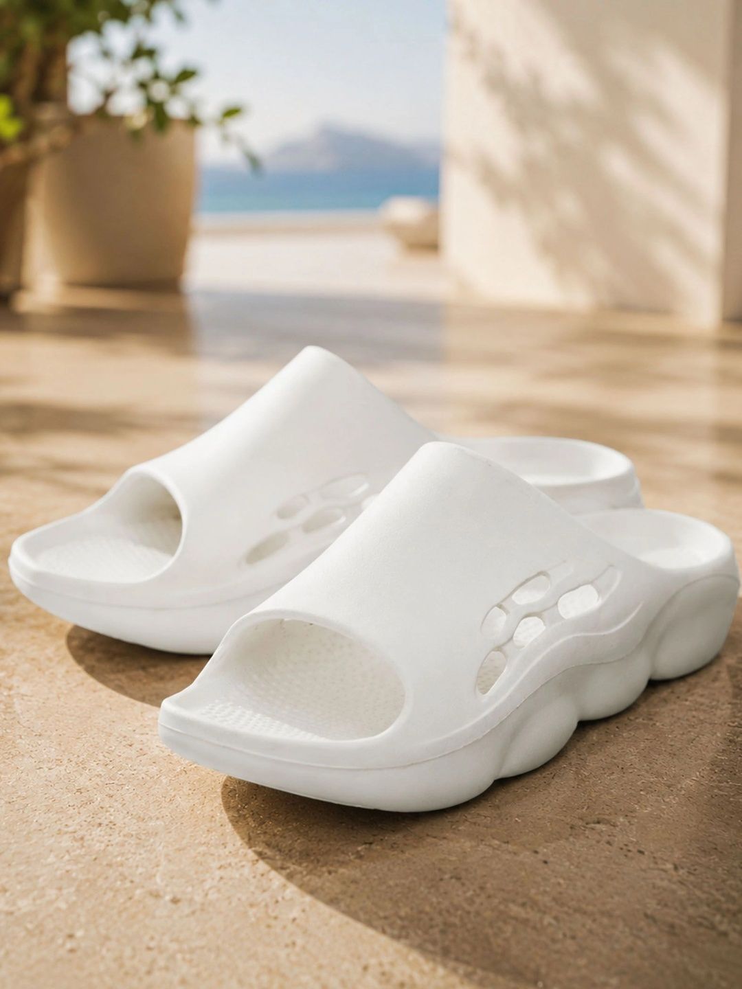 HRX by Hrithik Roshan Men White Rubber Sliders