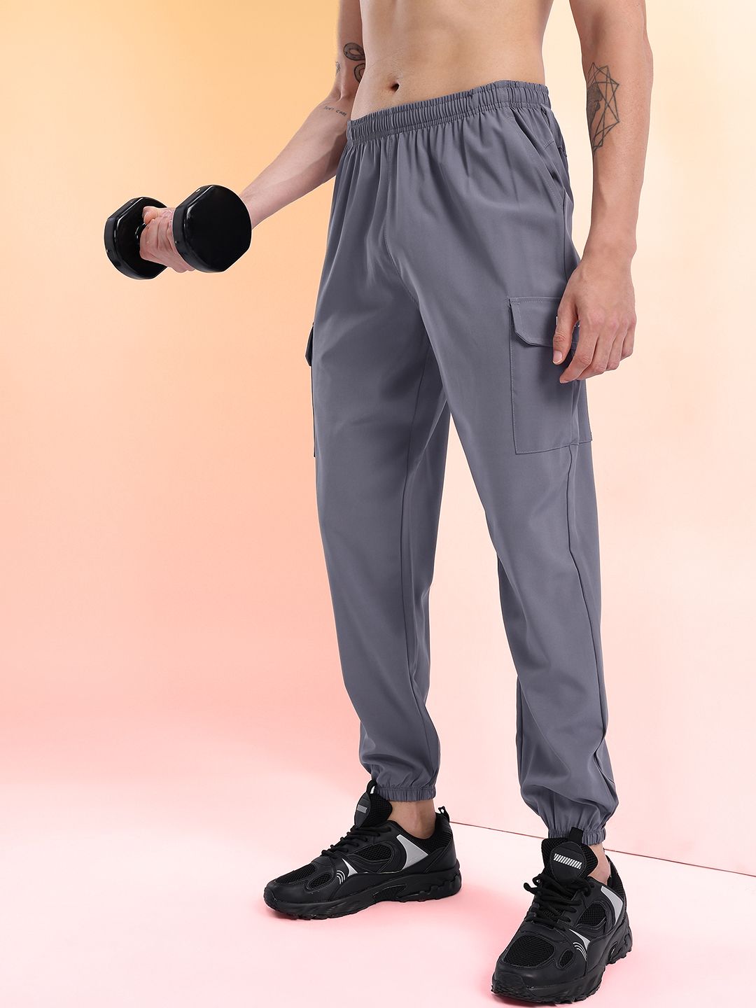 HRX by Hrithik Roshan Men Mid-Rise Rapid-Dry Training Cargo-Style Joggers