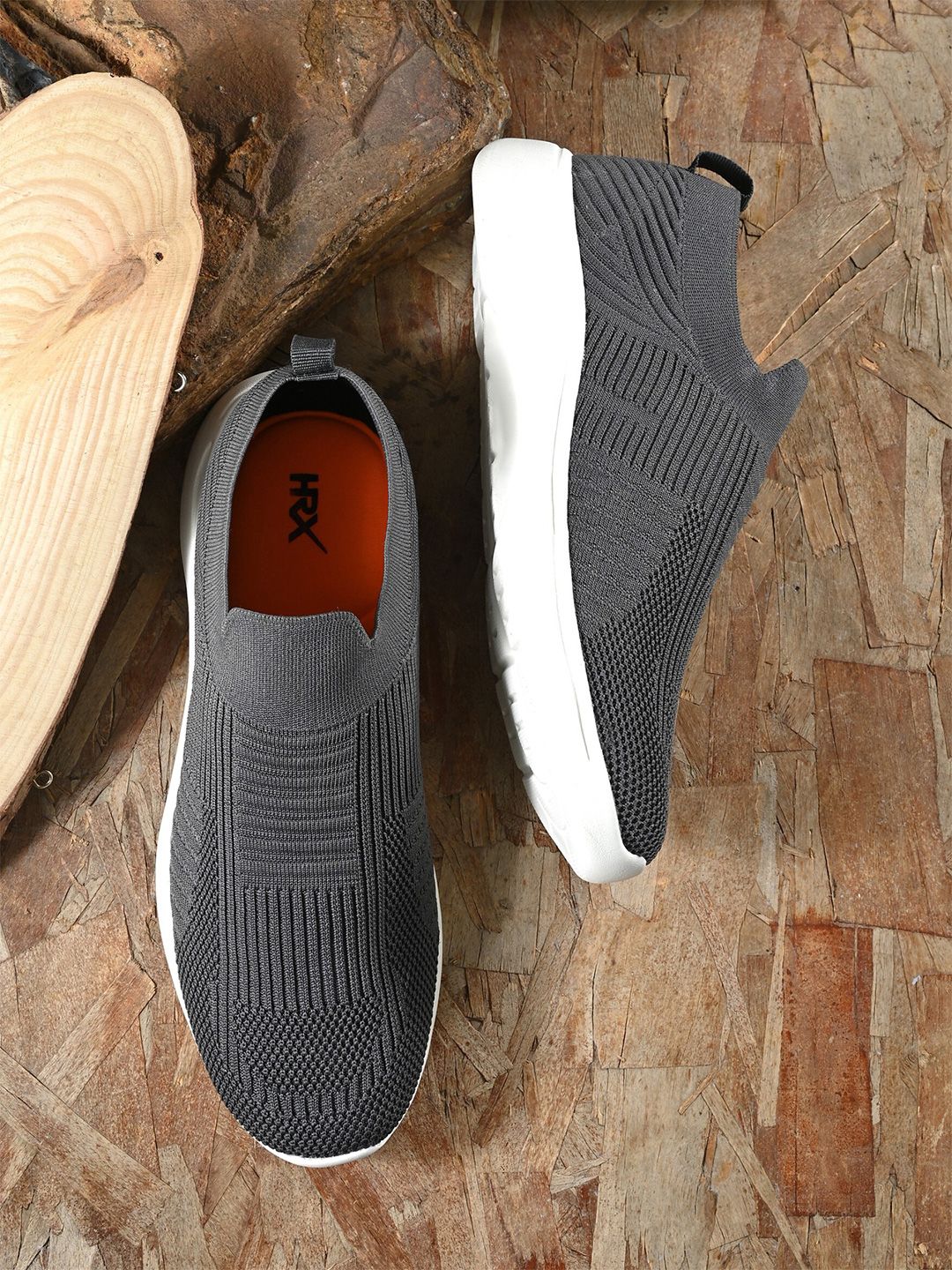 HRX by Hrithik Roshan Men Grey & White Memory Foam Mesh Non-Marking Running Shoes