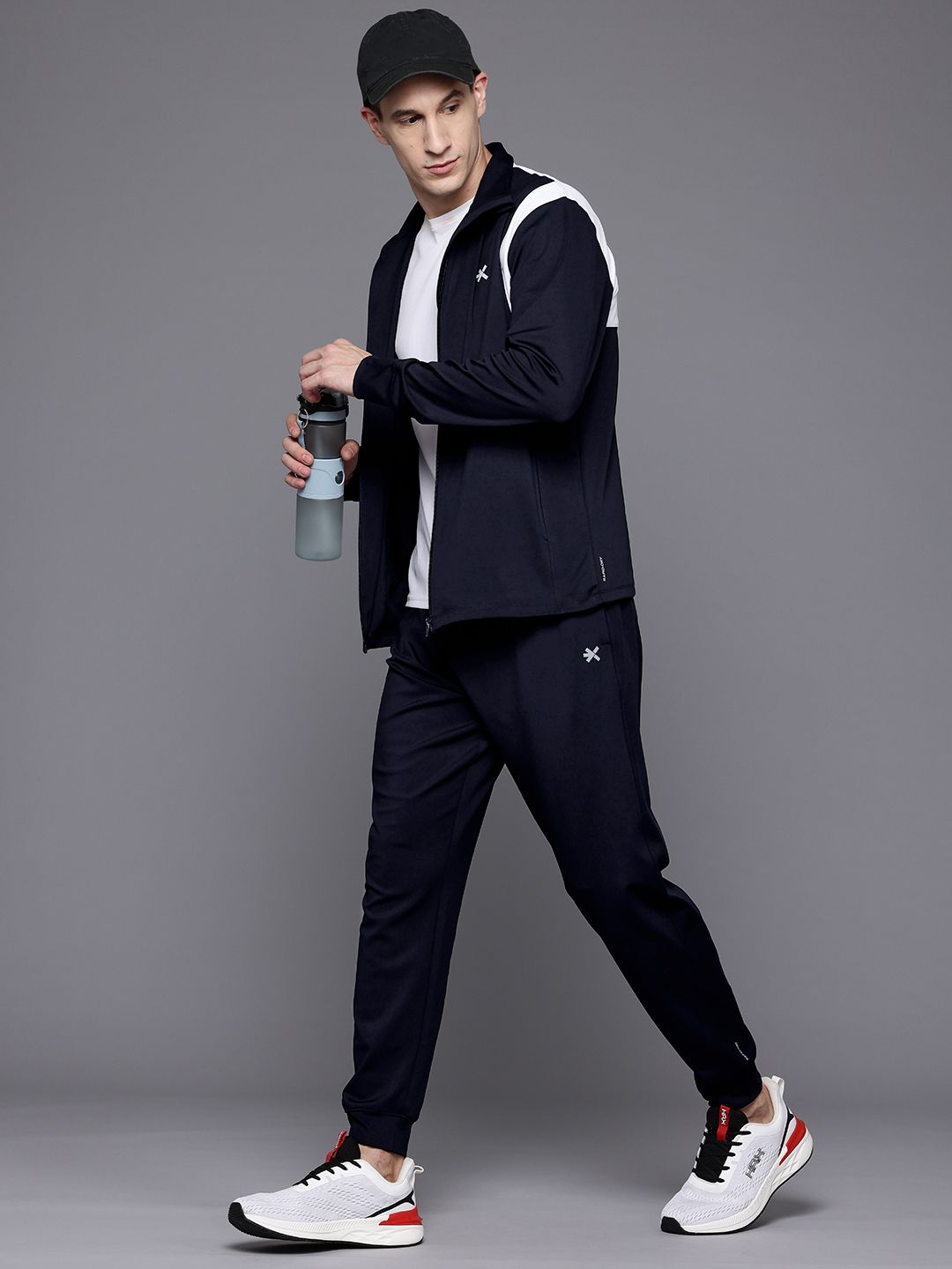 HRX by Hrithik Roshan Men Colourblocked Rapid-Dry Tracksuit