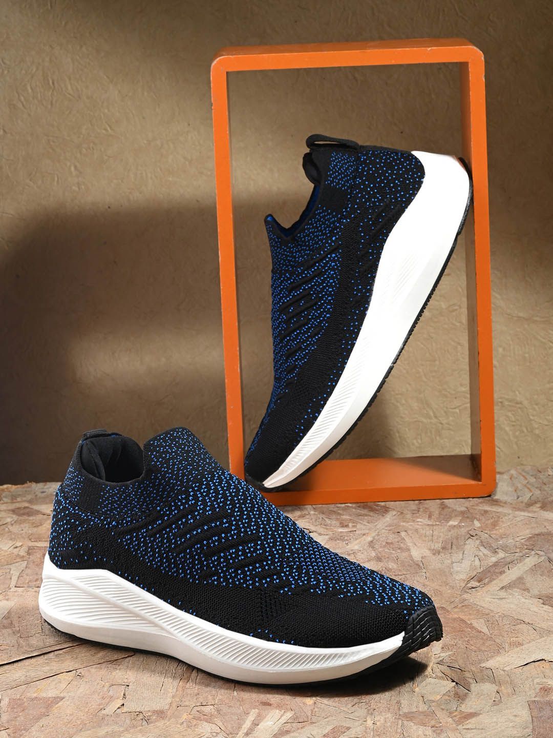 HRX by Hrithik Roshan Men Comfortable Walking Shoes