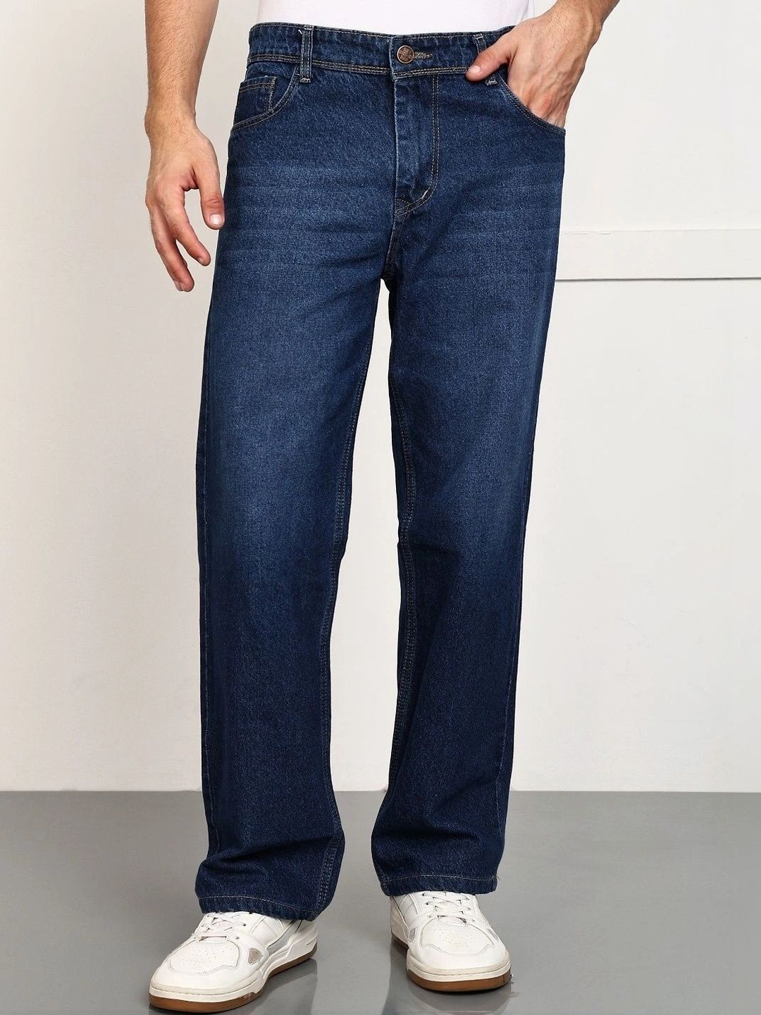 Encrypt Men Comfort Straight Fit Mid-Rise Jeans