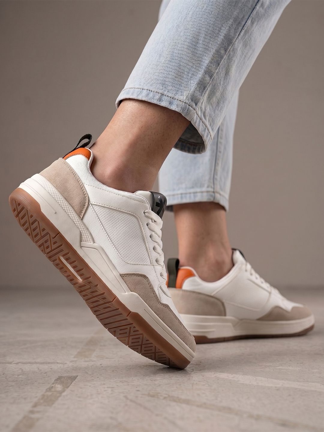HRX by Hrithik Roshan Men Colourblocked Sneakers