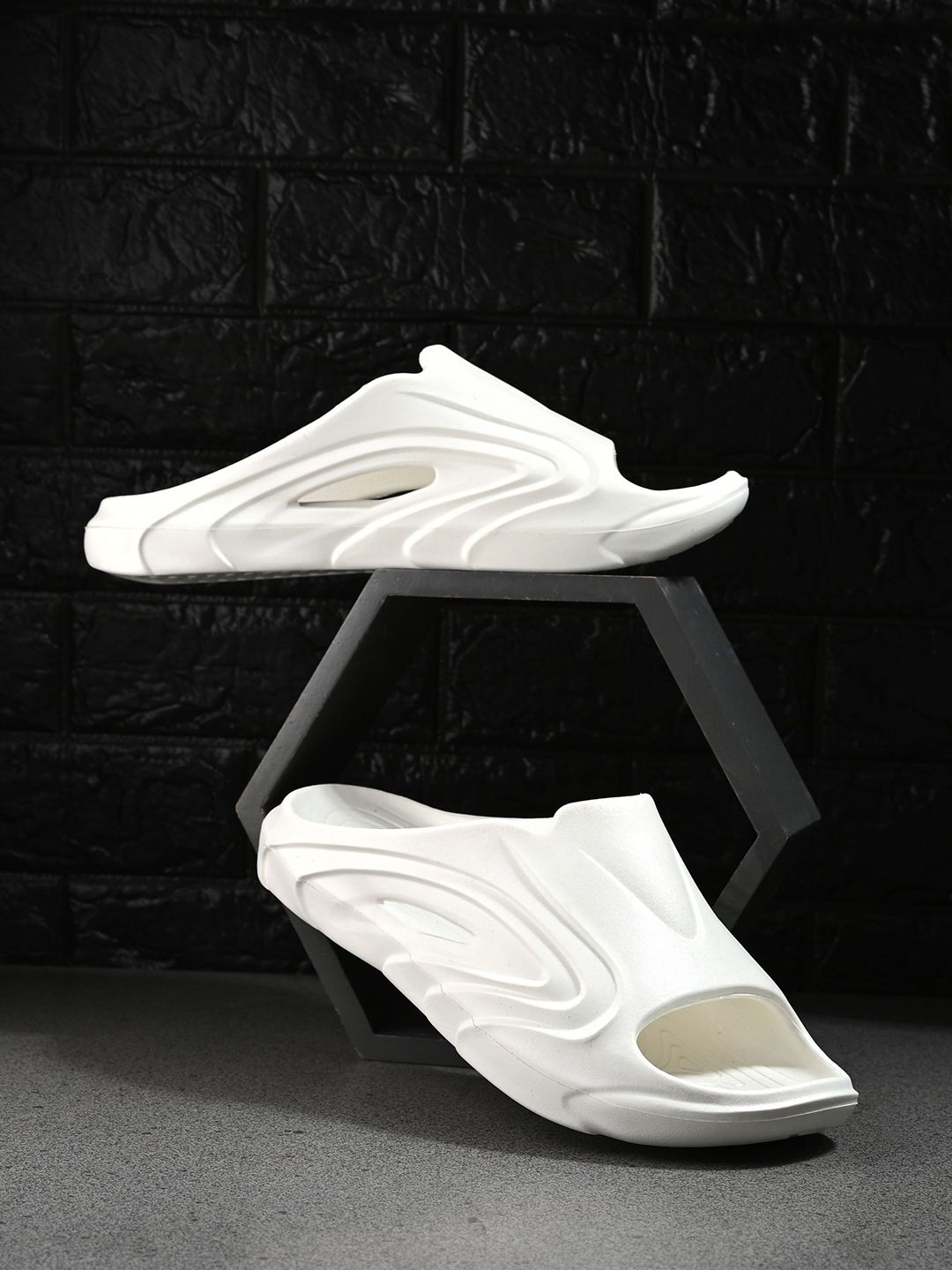 HRX by Hrithik Roshan Men Sliders