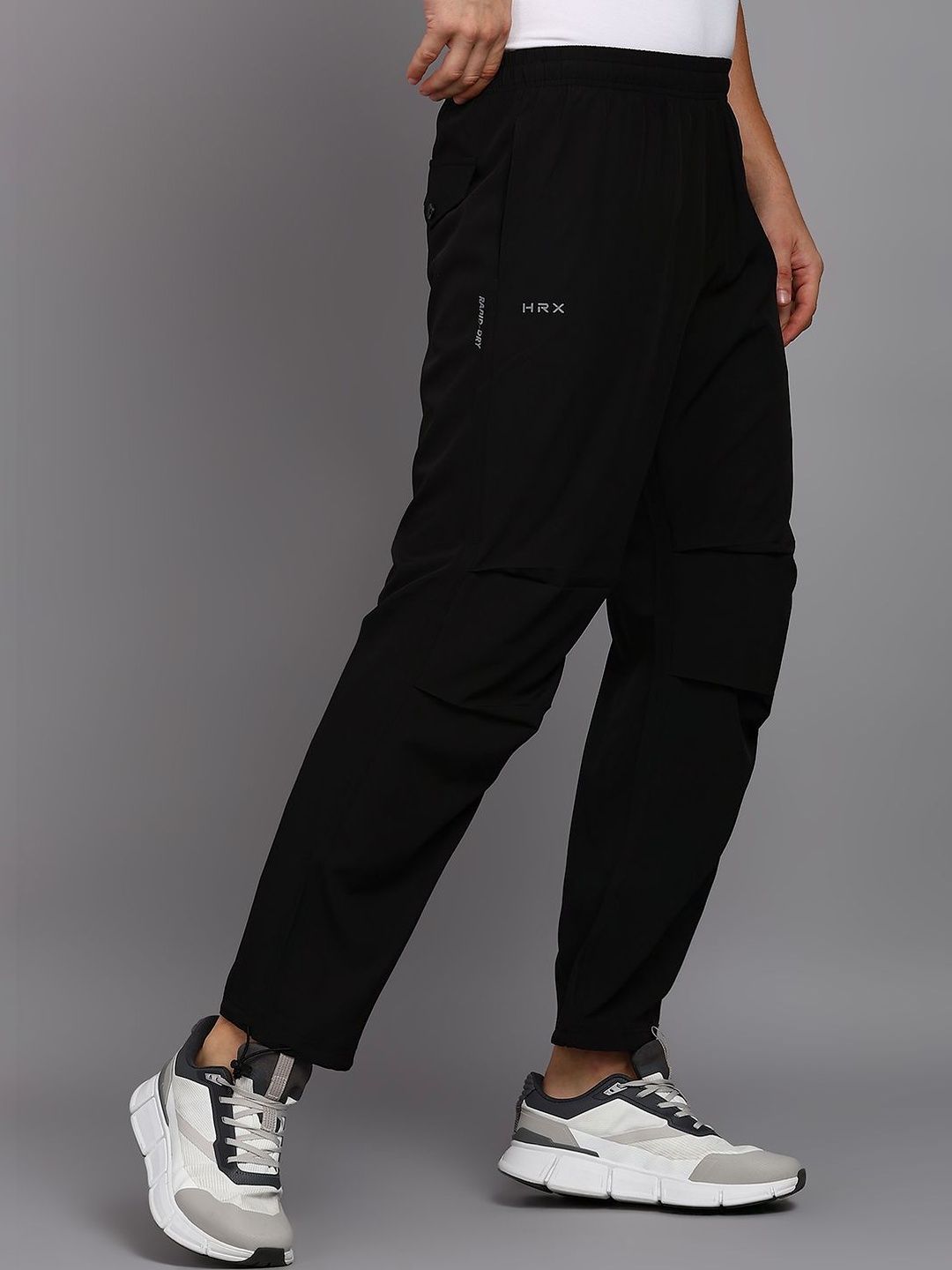 HRX by Hrithik Roshan HRX by Hrithik Roshan Men Mid Rise Track Pants