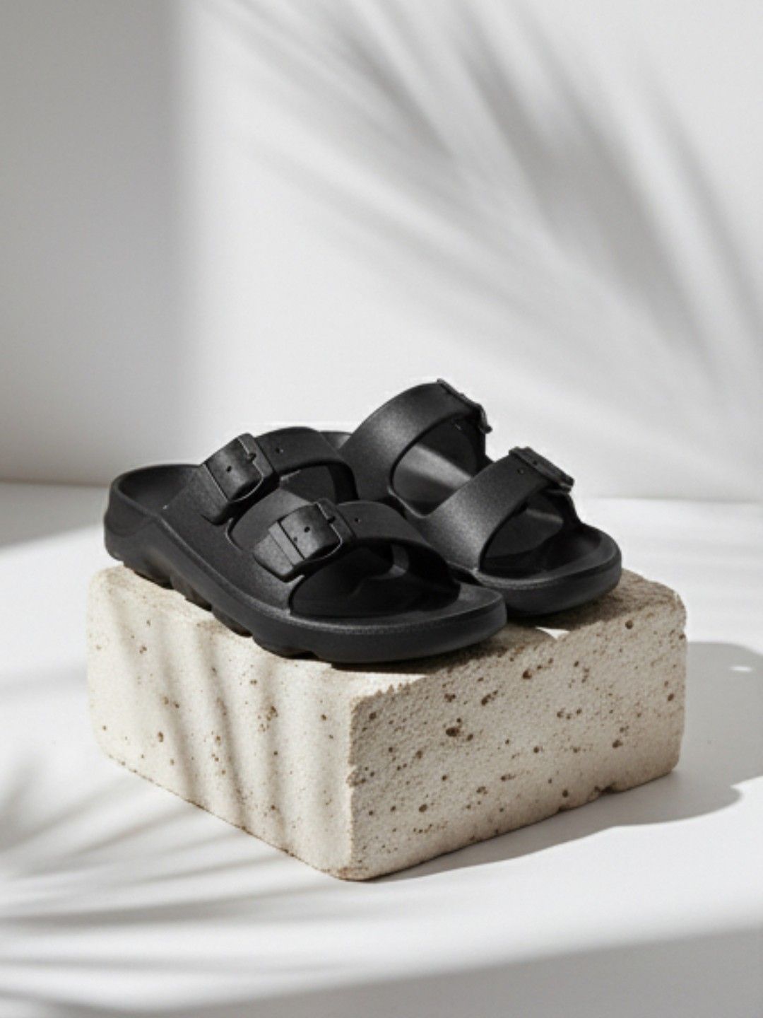 HRX by Hrithik Roshan Men Solid Sliders