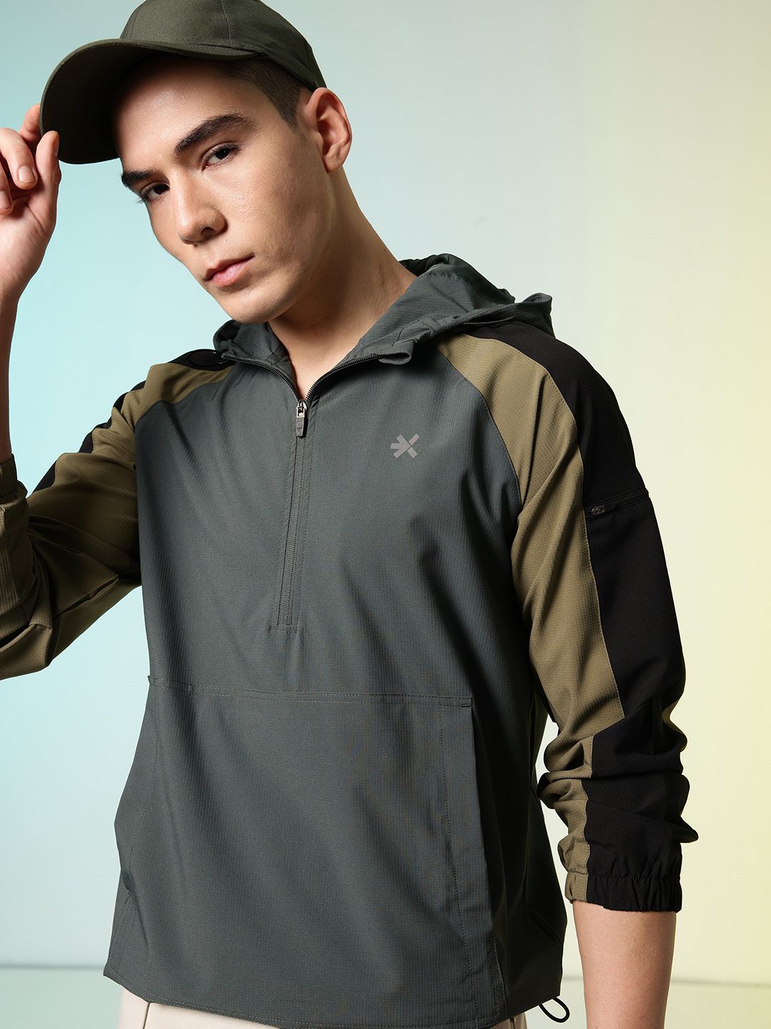 HRX by Hrithik Roshan Colourblocked Hooded Running Sporty Jacket
