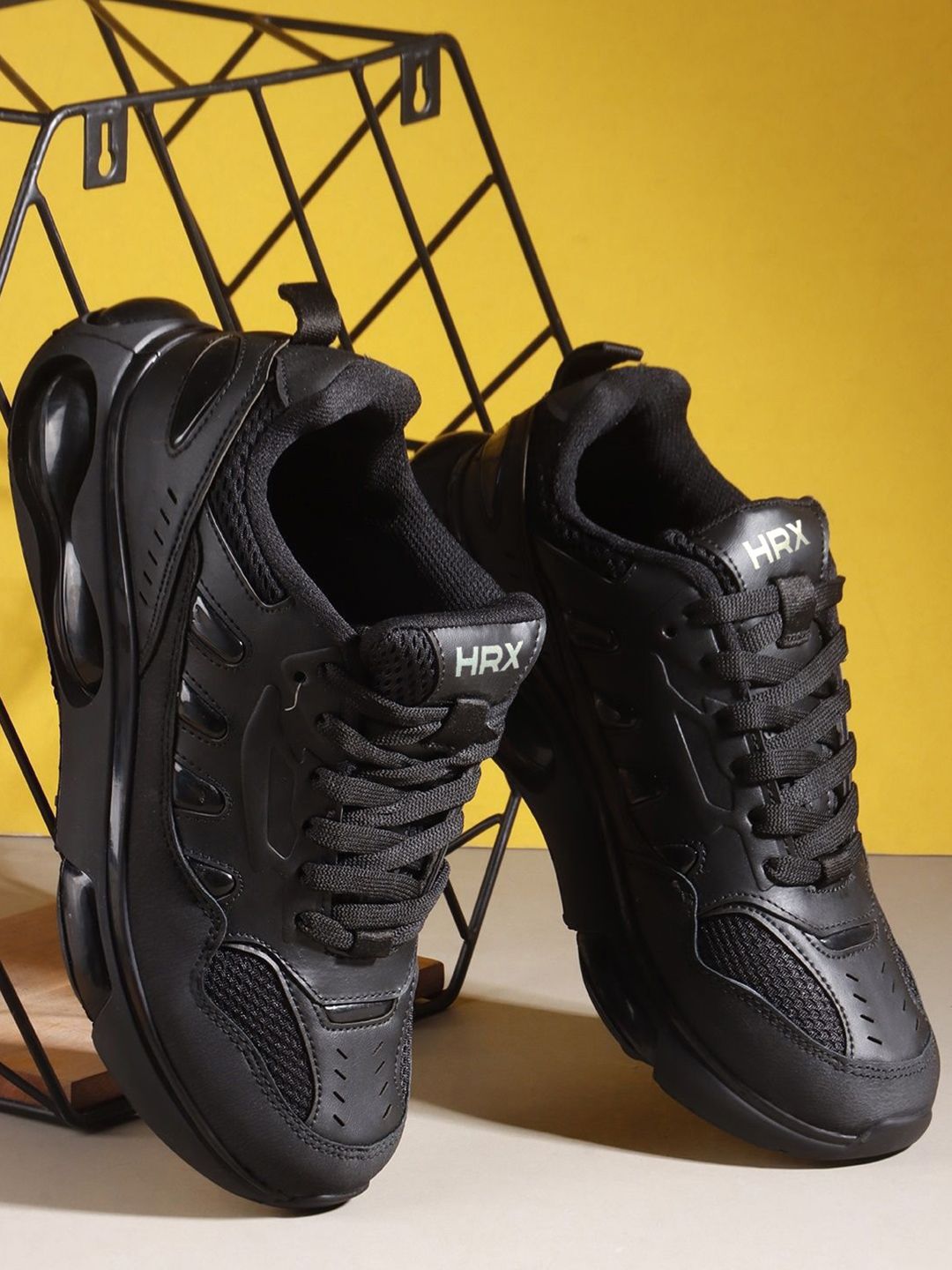 HRX by Hrithik Roshan Men Lace-Ups Round Toe Sneakers