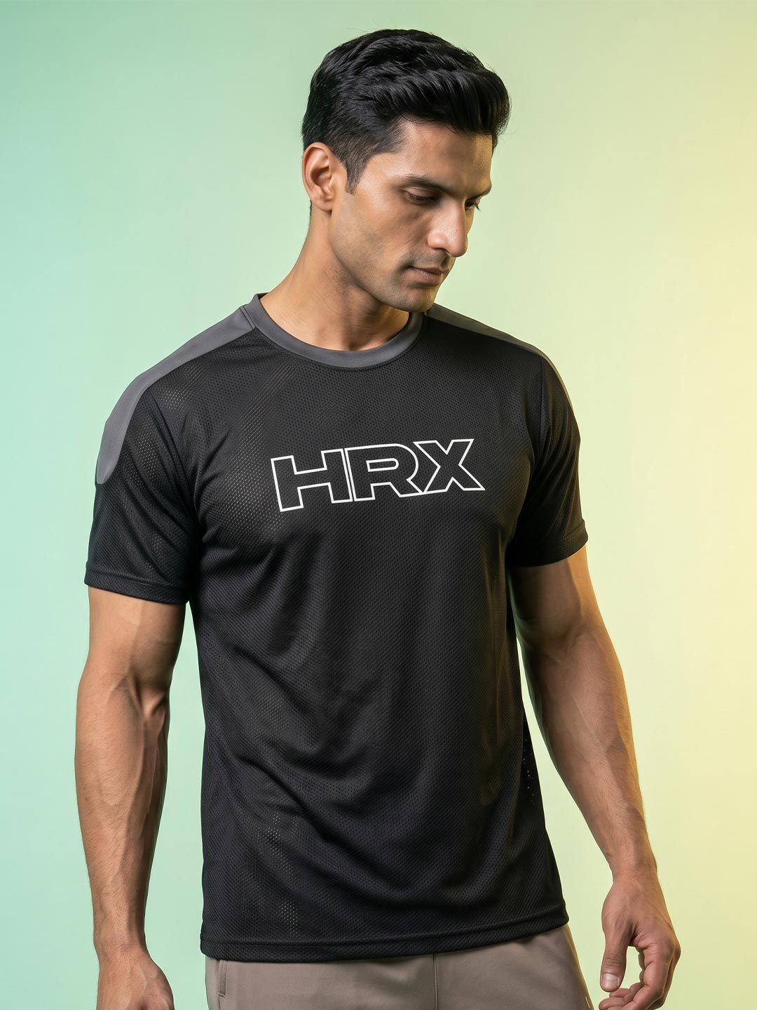 HRX by Hrithik Roshan Relaxed Fit Printed Rapid-Dry Training or Gym Sports T-shirt