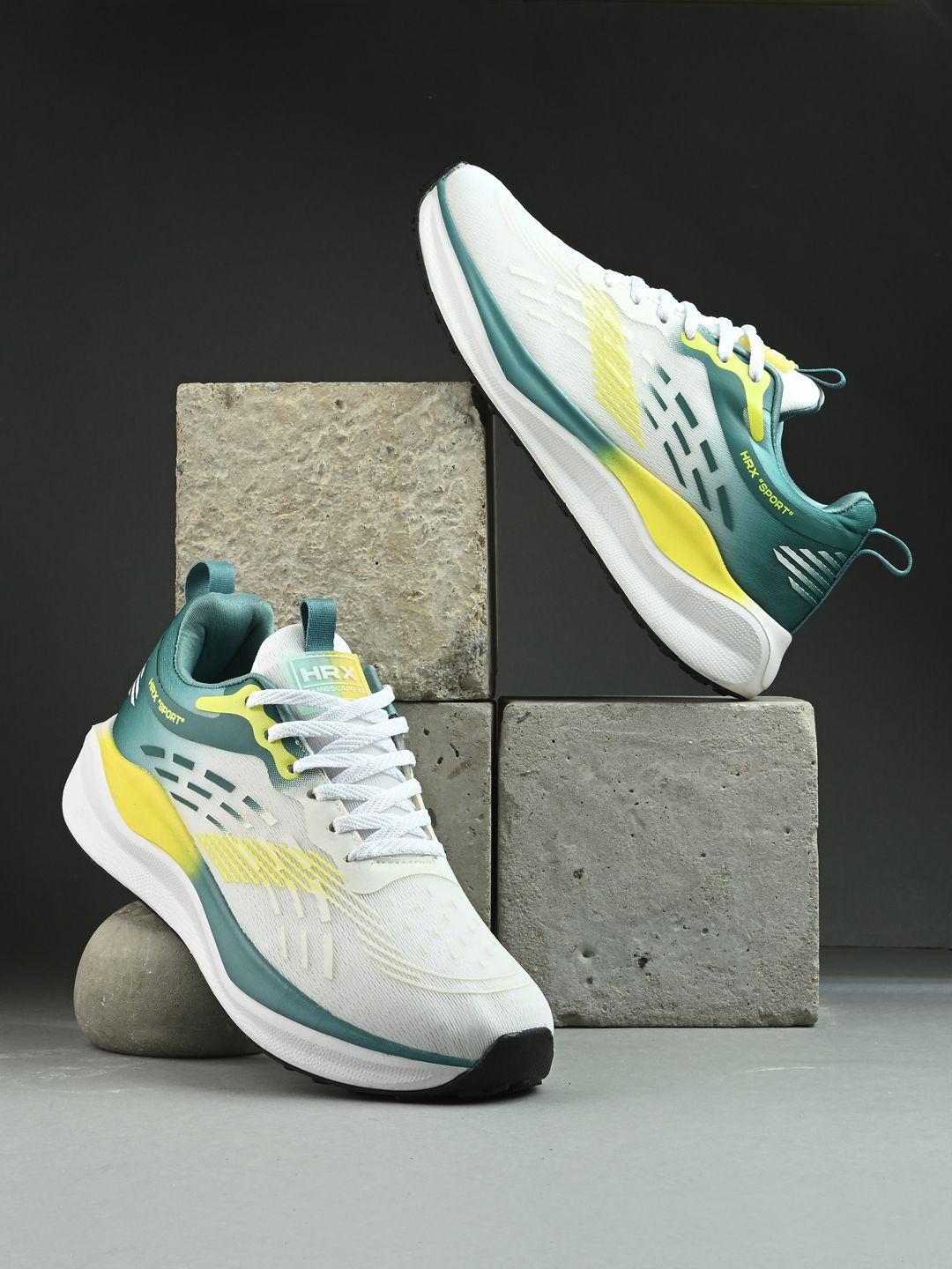HRX by Hrithik Roshan Men Active Running Shoes